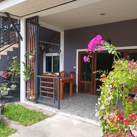 Palm Garden House Apartment Ko Lanta Exterior foto